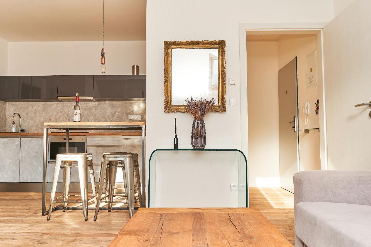 Apartman Newstalgie Микулов Екстериор снимка